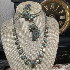 Vintage 1950s Aurora borealis Elegant necklace, and clip on earrings  set